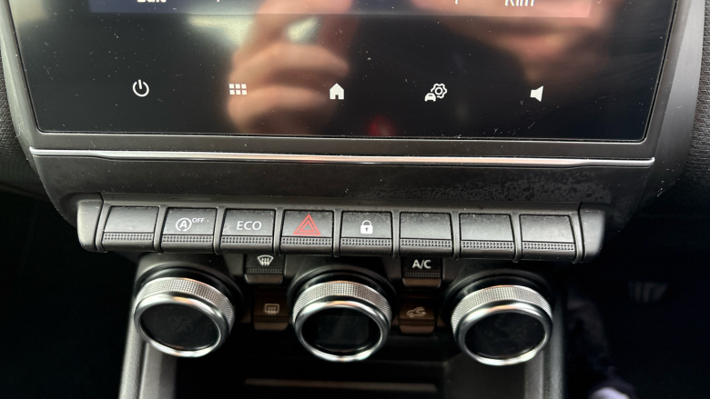 Renault Clio 1.0 TCe 90 Iconic 5dr Petrol Hatchback